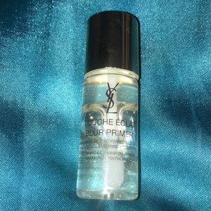 Yves Saint Laurent illuminating primer with gold